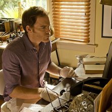 Dexter: Michael C. Hall nell'episodio Do the Wrong Thing