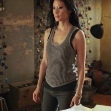 Lucy Liu in una scena dell'episodio While You Were Sleeping della serie TV Elementary