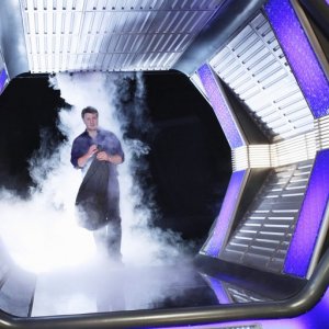 Nathan Fillion in una scena dell'episodio The Final Frontier della quinta stagione della serie Castle - Detective tra le righe
