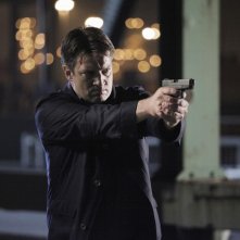 Nathan Fillion in una scena dell'episodio Probable Cause della serie Castle - Detective tra le righe