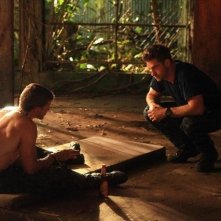 Scott Speedman e Gideon Emery in una scena dell'episodio Nuke It Out della prima stagione di Last Resort