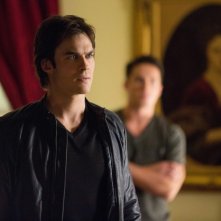 Ian Somerhalder e Michael Trevino in una scena dell'episodio The Killer della quarta stagione di The Vampire Diaries