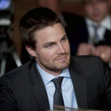 Stephen Amell In Una Foto Promozionale Dell Episodio Damaged Della Prima Stagione Della Serie Arrow 257597