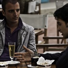 Ci vediamo a casa: Nicolas Vaporidis insieme a Primo Reggiani in una scena