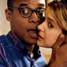 Elisabeth Hower e Jordan Carlos in una scena dell'episodio Never Trust a Moonblower della serie In cerca di Jane