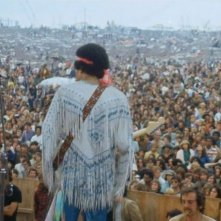 Hendrix 70. Live at Woodstock: Jimi Hendrix di spalle sul leggendario palco