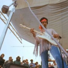 Hendrix 70. Live at Woodstock: un'immagine dalla spettacolare esibizione di Jimi Hendrix