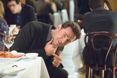 Movie 43: Hugh Jackman a tavola sembra non stare molto bene