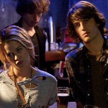 Peter Vack e Kim Shaw in una scena dell'episodio Never Trust a Moonblower della serie In cerca di Jane