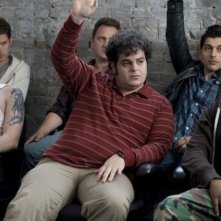 Tentazioni (Ir)resistibili: Josh Gad in una scena del film