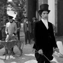 Blancanieves: Maribel Verdù nei panni della matrigna cattiva in una scena del film