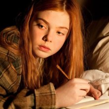 Elle Fanning in un'immagine del dramma Ginger & Rosa