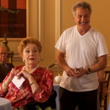 Quartet: il regista del film Dustin Hoffman sul set con Gwyneth Jones