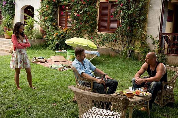 Vin Diesel E Paul Walker Fanno Colazione In Giardino Sul Set Di The Fast And The Furious 6 258142