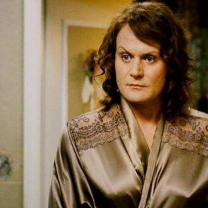 Devid Striesow è il transessuale Sophia in Transpapa