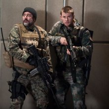 Chris Hemsworth e Jeffrey Dean Morgan in Red Dawn
