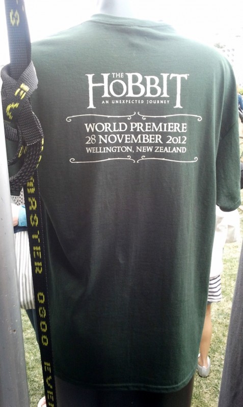 In Attesa Della Premiere De Lo Hobbit Un Viaggio Inaspettato Una T Shirt Allo Hobbit Artisan Markt D 258772