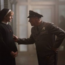 American Horror Story Asylum Lily Rabe Nell Episodio Dark Cousin Mentre Parla Con Fredric Lehne 259094