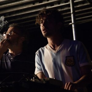 Esclusiva: Riccardo Scamarcio in Cosimo e Nicole