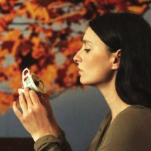 Present tense: Sanem Öge in una scena del film