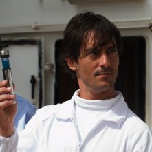 L'isola: Marco Foschi in una scena della fiction Rai