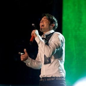 X Factor 6: Davide Merlini canta il suo inedito nella semifinale