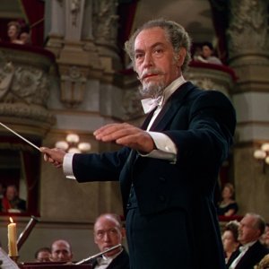 Il Fantasma dell'Opera: Frank Puglia in una scena del film
