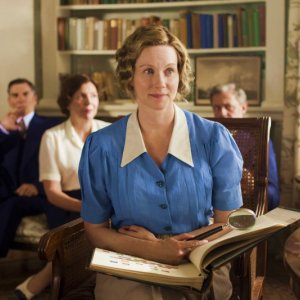 Laura Linney è Daisy nel biopic A Royal Weekend, del 2012