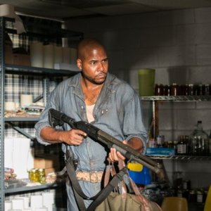 The Walking Dead: Vincent M. Ward è Oscar nell'episodio Fatti per soffrire
