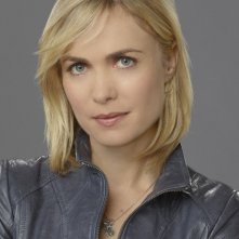 Red Widow Radha Mitchell In Una Foto Promozionale Della Serie 260066