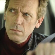 Scusa, Mi Piace Tuo Padre: Hugh Laurie in una scena del film