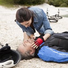 Colpi di fulmine: Luisa Ranieri e Christian De Sica in una scena