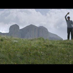 Erri De Luca è Lois ne Il turno di notte lo fanno le stelle