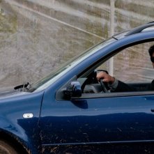 La regola del silenzio: Shia LaBeouf a bordo della sua auto in una scena del film
