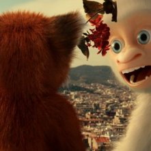 Le avventure di Fiocco di Neve: il piccolo gorilla albino protagonista del film in una scena