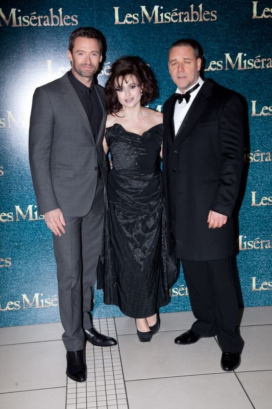 Les Miserables Hugh Jackman Helena Bonham Carter E Russell Crowe Durante La Premiere Londinese A Lei 260242
