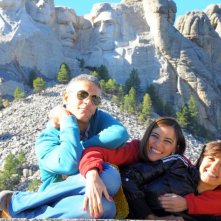 Mai stati uniti: Giovanni Vernia con Ambra Angiolini e Anna Foglietta in una foto promozionale