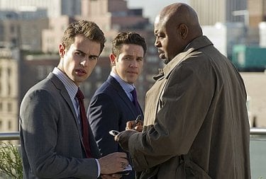 Golden Boy: una prima foto di scena della serie CBS con Theo James e Chi McBride