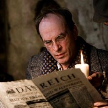 In Darkness: Herbert Knaup in una scena