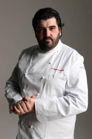 Cucine da Incubo Italia: Antonino Cannavacciuolo fotografato da Oliviero Toscani.