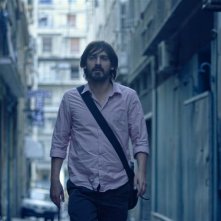 Ewen Leslie in una scena di Dead Europe