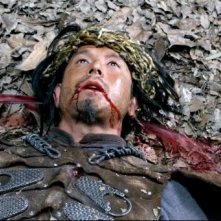 L'uomo con i pugni di ferro: una scena tratta dal film