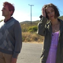 Keira Knightley insieme a Steve Carell in una scena di Cercasi amore per la fine del mondo