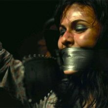 Non aprite quella porta 3D: Alexandra Daddario torturata da Leatherface in una scena
