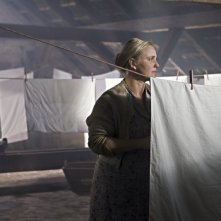 In Darkness: Kinga Preis in una scena tratta dal film