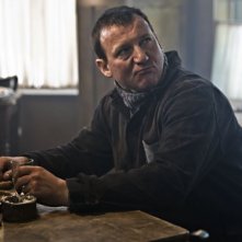 In Darkness: Robert Wieckiewicz in una scena nei panni di Leopold Socha