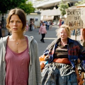 Jessica Schwarz nella commedia tedesca Jesus Loves Me