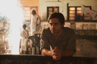 Midnight's Children: Satya Bhabha in una scena