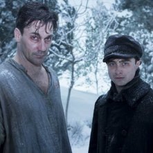 A Young Doctor's Notebook: Jon Hamm e Daniel Radcliffe in una foto della serie