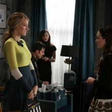 Gossip Girl: Blake Lively e Leighton Meester in una scena dell'episodio Save the Last Chance